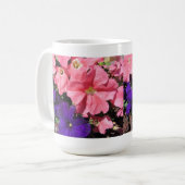Mug Pétunias roses et violets (Devant gauche)