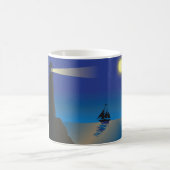 Mug Phare et voilier la nuit Océan éclairé par la lune (Centre)