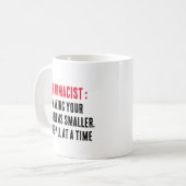 Mug Pharmacien : Rendre vos problèmes plus petits, une (Devant gauche)