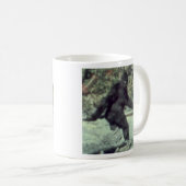 MUG PHOTO 1967 DE BIGFOOT SASQUATCH D'ORIGINAL (Devant droit)