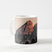 MUG PHOTO À FAIBLE ANGLE DE FORMATION ROCK (Devant gauche)