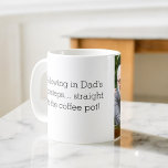Mug Photo Comme Père Comme Fille Ou Fils<br><div class="desc">Célébrez le lien spécial entre le père et l'enfant avec notre café "Comme père comme fille ou fils". Cette tasse personnalisée saisit l'essence du lien unique partagé entre un père et son enfant, ce qui en fait le cadeau idéal pour la Fête des pères, les anniversaires ou toute occasion. Réalisée...</div>