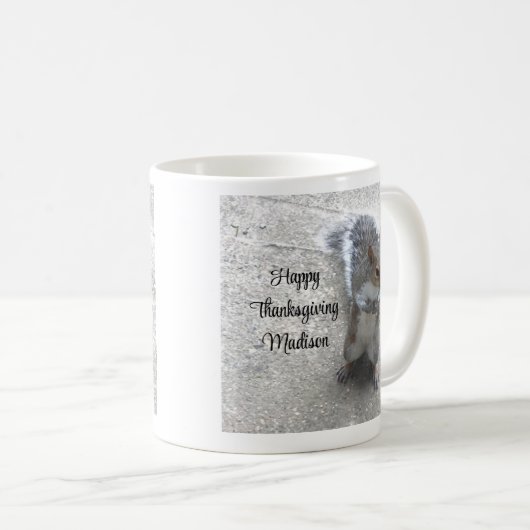 Mug Photo de Cute Little Squirrel avec Queue Fluffy (Devant droit)