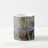 Mug Photo de faune d'un bébé alligator mignon dans de (Centre)