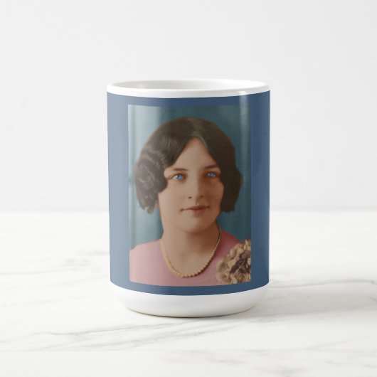 Mug Phyllis Talla Johnson Westerfield (Centre)