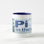 Mug Pi dans le ciel par des studios de Mudge (Centre)