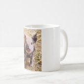 Mug PIC mignonne d'un porc de bébé (Devant droit)