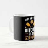 Mug Pickleball Cadeau Restez en dehors de la cuisine (Devant gauche)