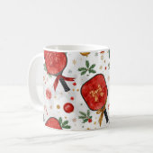 Mug Pickleball thème Noël avec palette (Devant gauche)