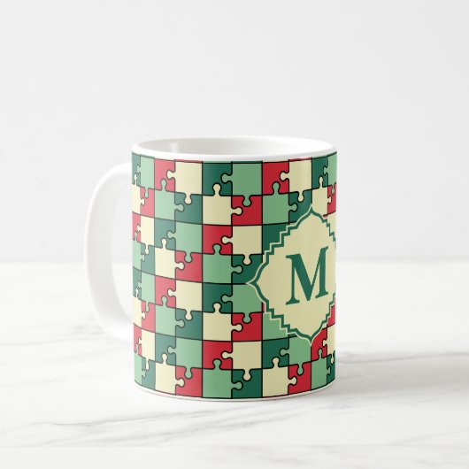Mug Pièce de puzzle rouge vert Noël Monogramme (Devant gauche)