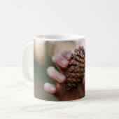 Mug Pine cône extérieur cône bois (Devant gauche)