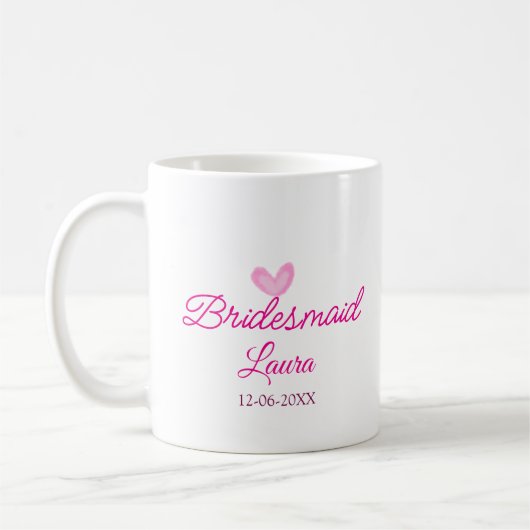 Mug PINK coeur minimal ajouter nom bridesmaid année ca (Gauche)