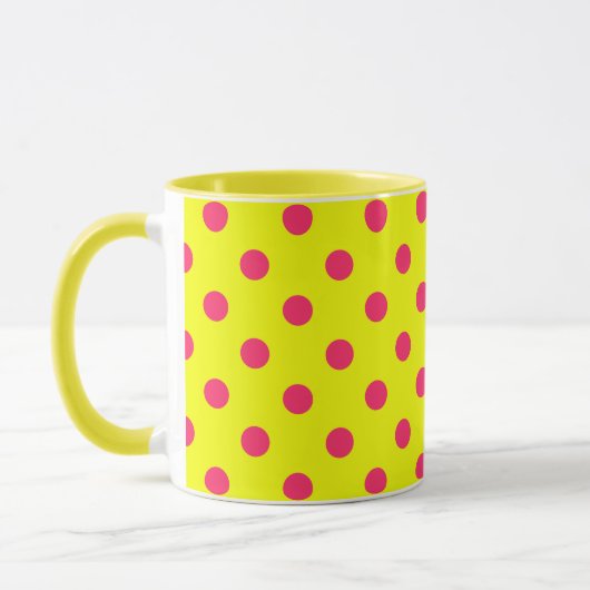 Mug Pink On Yellow Polka Dots Pattern Design (Gauche)