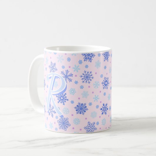 Mug Pink Pastel Pink Snowflakes Élégant Monogramme Chi (Devant gauche)