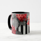 Mug pink peonies and black and white stripes (Devant gauche)
