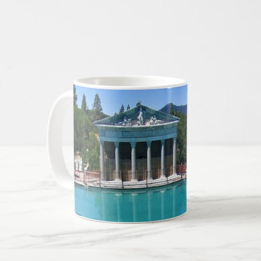 Mug Piscine Neptune au Château de Hearst, San Simeon,  (Devant gauche)