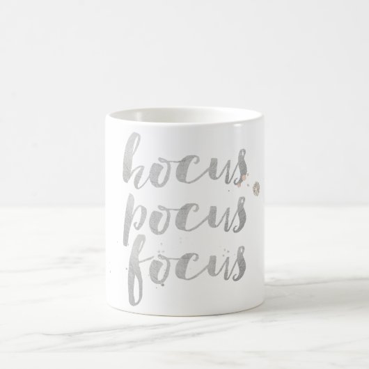 Mug PixDezines Hocus/Pocus/Focus (Centre)
