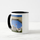 Mug Place olympique et tour de Calgary, Alberta, Canad (Devant gauche)