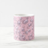 Mug Placers de perles blanches roses sur velours rose (Centre)