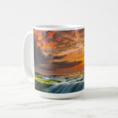 Mug Plage de Manyar au lever de soleil (Devant gauche)