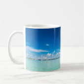 Mug Plage de palmiers bleu profond eaux aquamarines (Gauche)