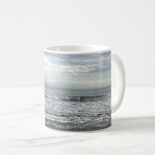 Mug Plage Ocean Water Sky Blue White Grey Wave Coastal (Devant droit)