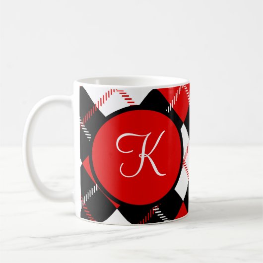 Mug Plaid Argyle Rouge Noir Blanc avec monogramme (Gauche)