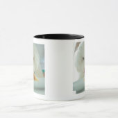 Mug Plan rapproché d'un caniche miniature mangeant de (Centre)