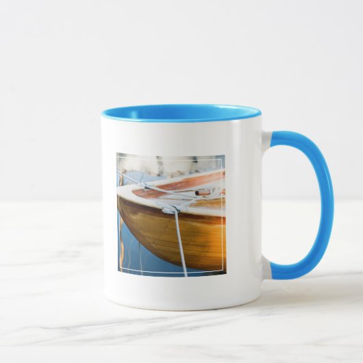 Mug Plan rapproché sur attaché le bateau (Droite)