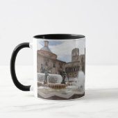Mug Plaza De La Virgin et Basilica De Virgen (Gauche)