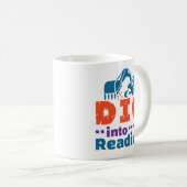Mug Plongez dans la bibliothèque de l'enseignant de le (Devant droit)