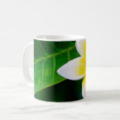 Mug plumeria (Devant gauche)