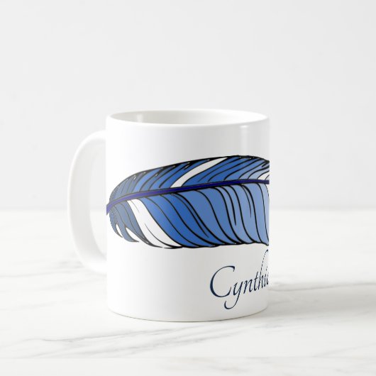 Mug - Plumes et nom dans Blues (Devant gauche)
