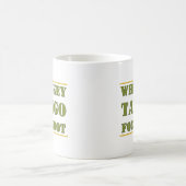 Mug Plus dur que d'aimer un soldat - Épouse militaire (Centre)