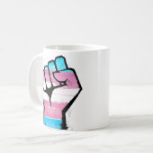 Mug Poing de la fierté trans (Devant gauche)