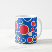 Mug Points Rouge Et Bleu Sur Bleu (Devant droit)
