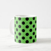 Mug Pois noirs sur vert citron (Devant gauche)