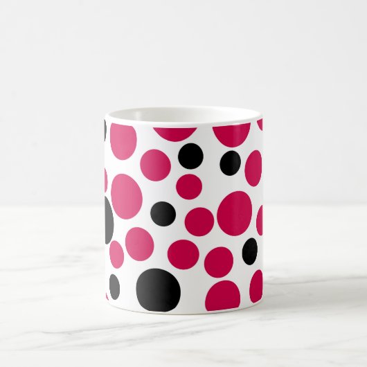 Mug pois rouges noirs rétro sur fond blanc (Centre)