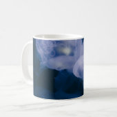 MUG POISSON BLEU ET BLANC DANS L'EAU (Devant gauche)