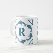 Mug Poisson bleu koi monogramme initial (Devant gauche)