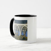 Mug Pont commémoratif Patterson autoroute 101 sur (Devant gauche)