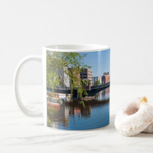 Mug pont de la rue state franchissant la rivière milwa