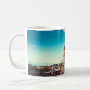 Mug Pont tour au coucher du soleil, Londres, Londres,