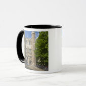 Mug Porte de Trinity College et rangées de bicyclettes (Devant gauche)