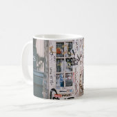 MUG PORTE EN BOIS AVEC ÉCRITURE À LA MAIN (Devant gauche)