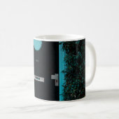 MUG PORTE EN BOIS VERT AVEC VERRE (Devant droit)