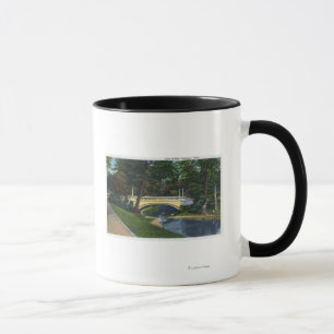 Mug Portland, vue de pont de voûte de chênes de