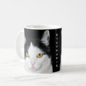 Mug Portrait de chat noir et blanc (Devant gauche)