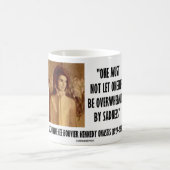 Mug Portrait de Jackie Kennedy non laissé tristesse (Centre)