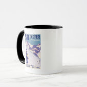 Mug Poster d'une femme sur les pentes ouvertes (Devant gauche)